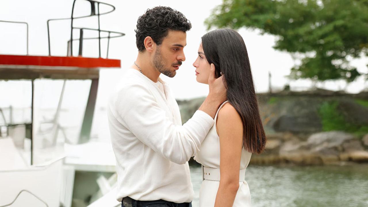 مسلسل عيناك كالبحر الاسود الحلقة 16 السادسة عشر مترجمة